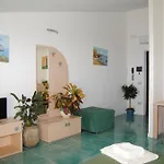 Aparthotel Il Poggio Del Cenito 3*