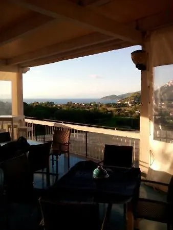 Aparthotel Il Poggio Del Cenito 3*
