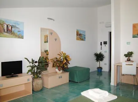 Aparthotel Il Poggio Del Cenito 3*