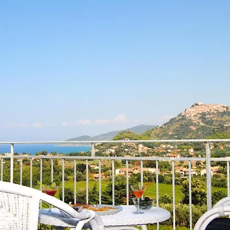 Il Poggio Del Cenito Aparthotel 3*