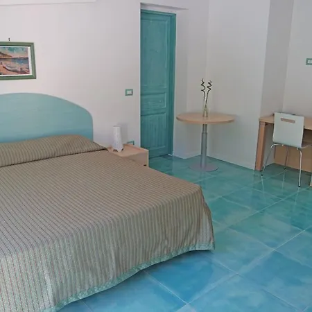Aparthotel Il Poggio Del Cenito Castellabate