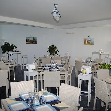 Aparthotel Il Poggio Del Cenito